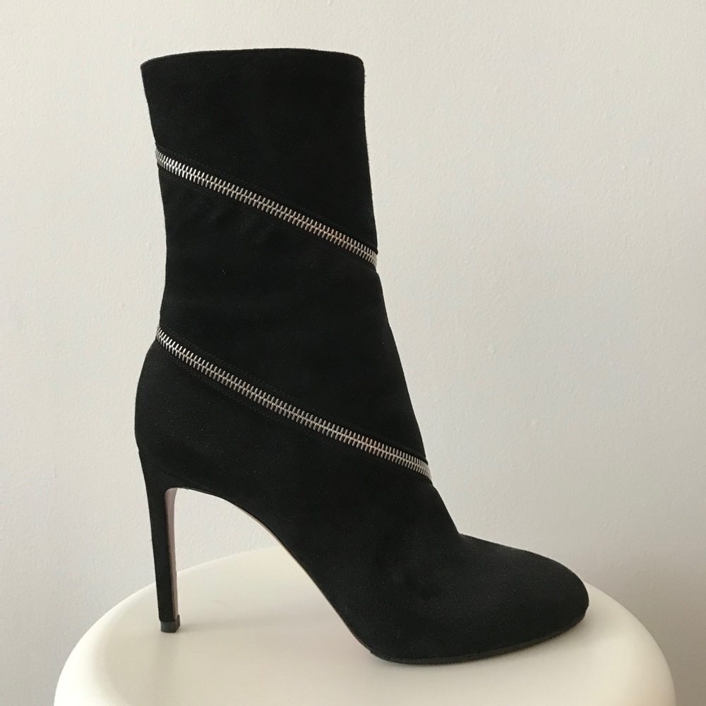 NEW Alaia Women's Suede Boots Size 39 Black Heels Spiral Zip Around Biker Chic